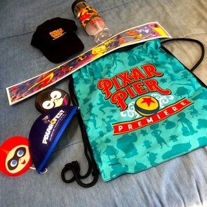 Disneyland 2018 PIXAR PIER PREMIERE Swag Bag